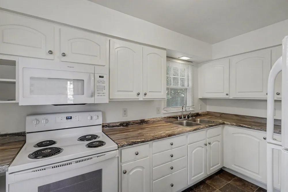 3624 Phillips Street Kalamazoo, MI 49001