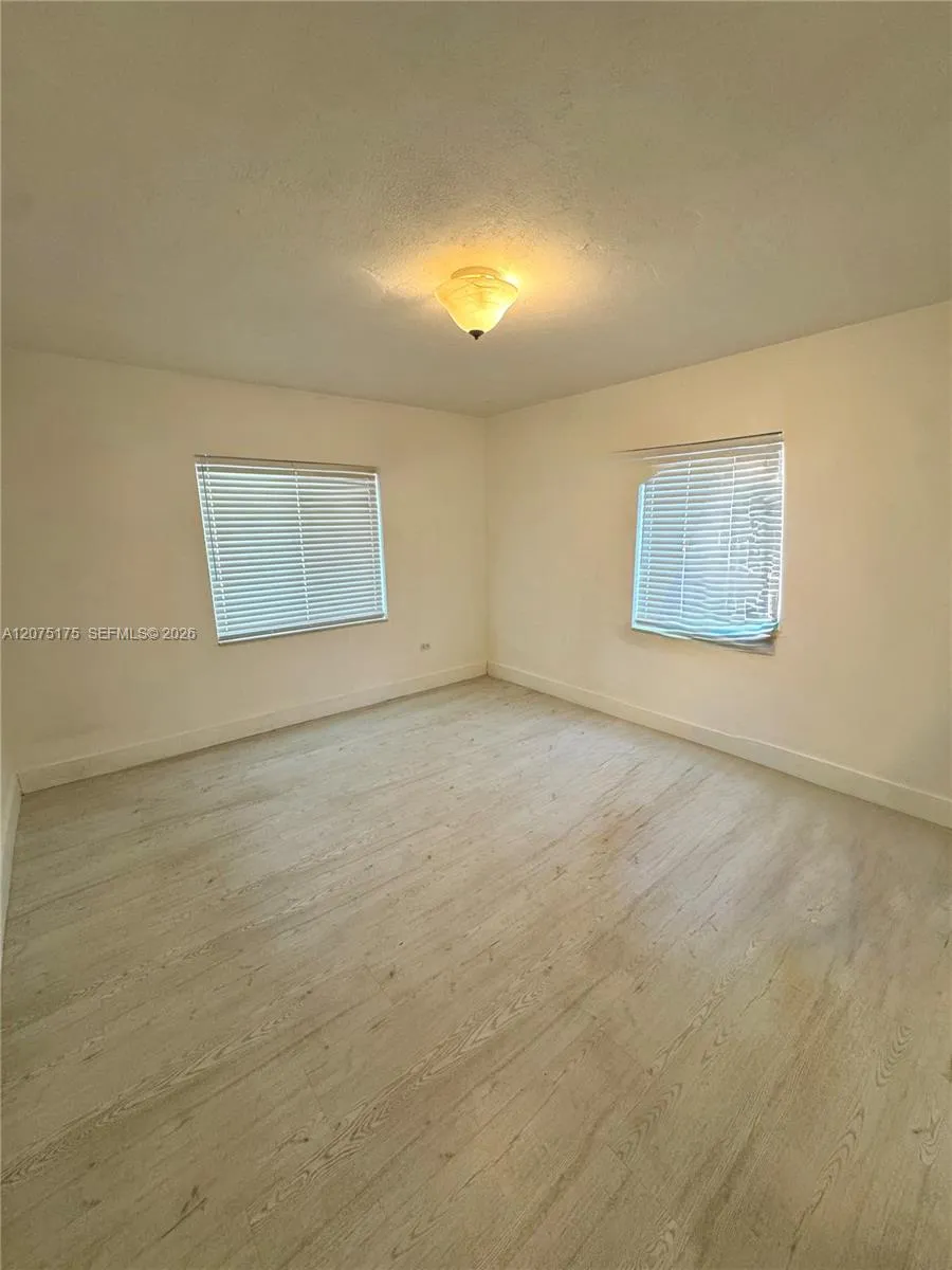 100 SW 51st Ct Miami, FL 33134