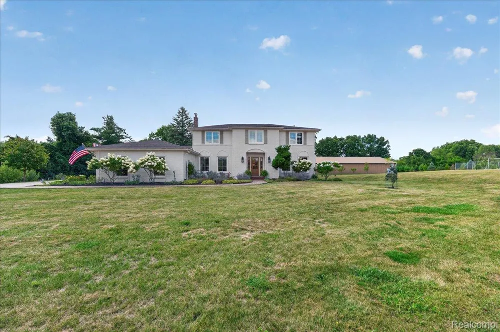 7330 W Gates Street Bruce Township, MI 48065