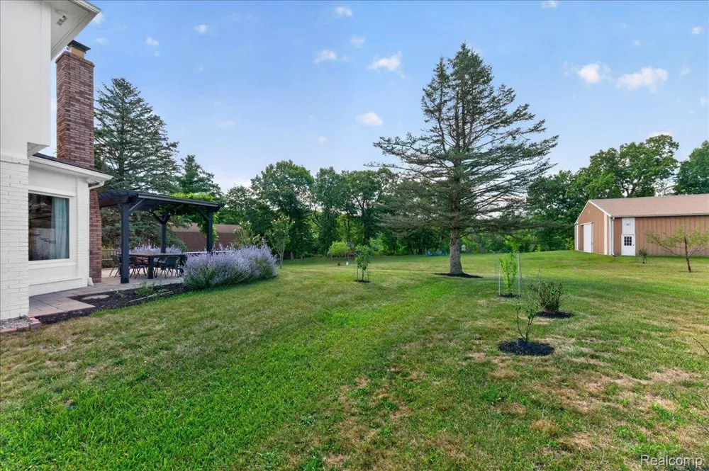 7330 W Gates Street Bruce Township, MI 48065