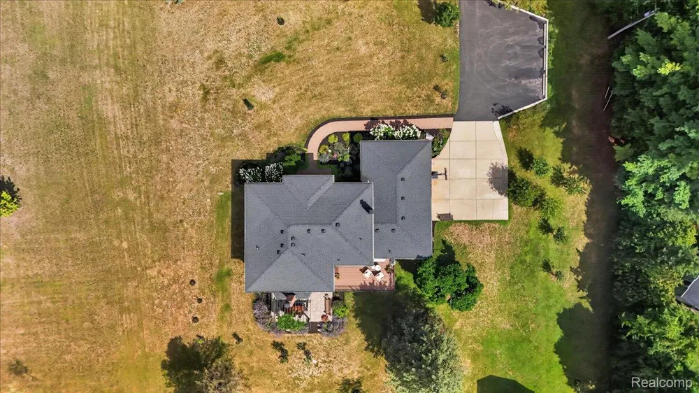 7330 W Gates Street Bruce Township, MI 48065