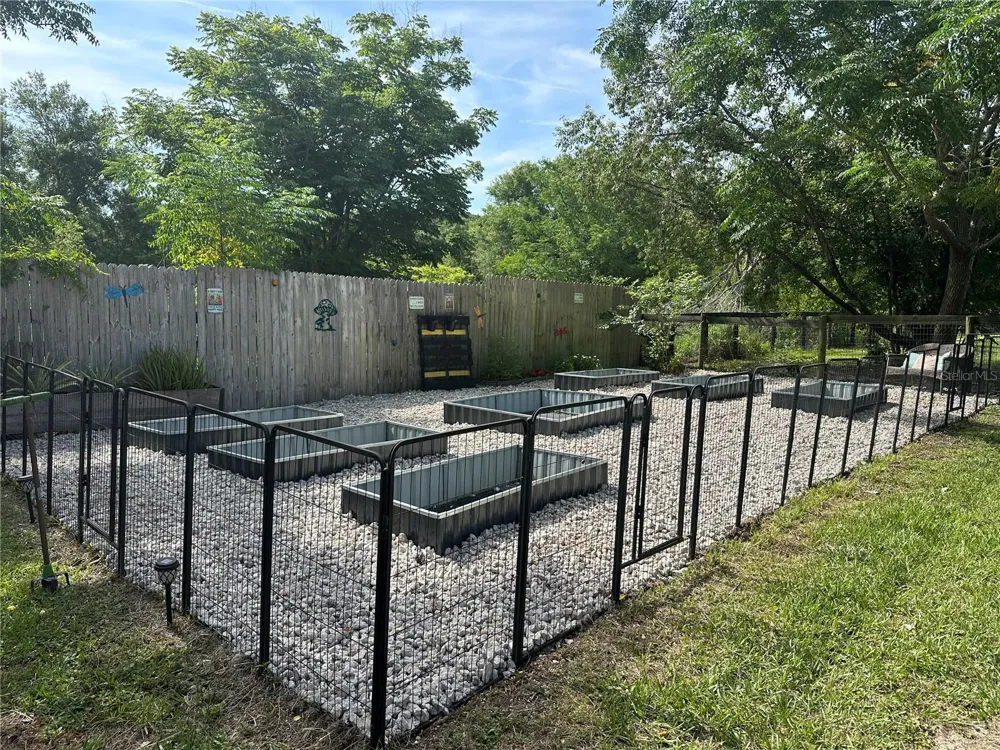 2406 LAKE ELLA ROAD Fruitland Park, FL 34731