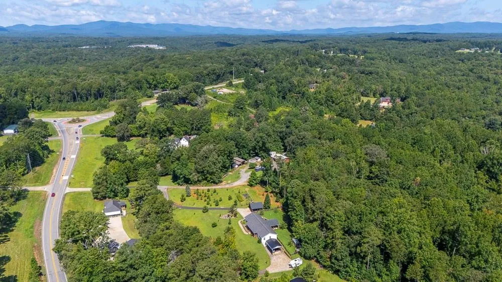 2456 Highway 53 W Dawsonville, GA 30534