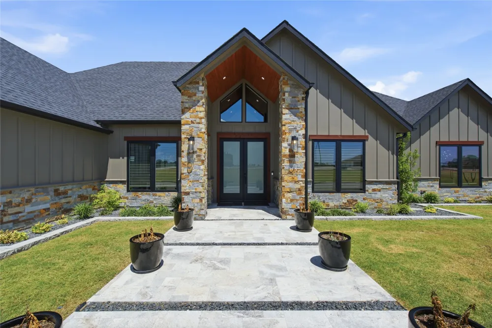 2223 Grass Roots Road Tolar, TX 76476
