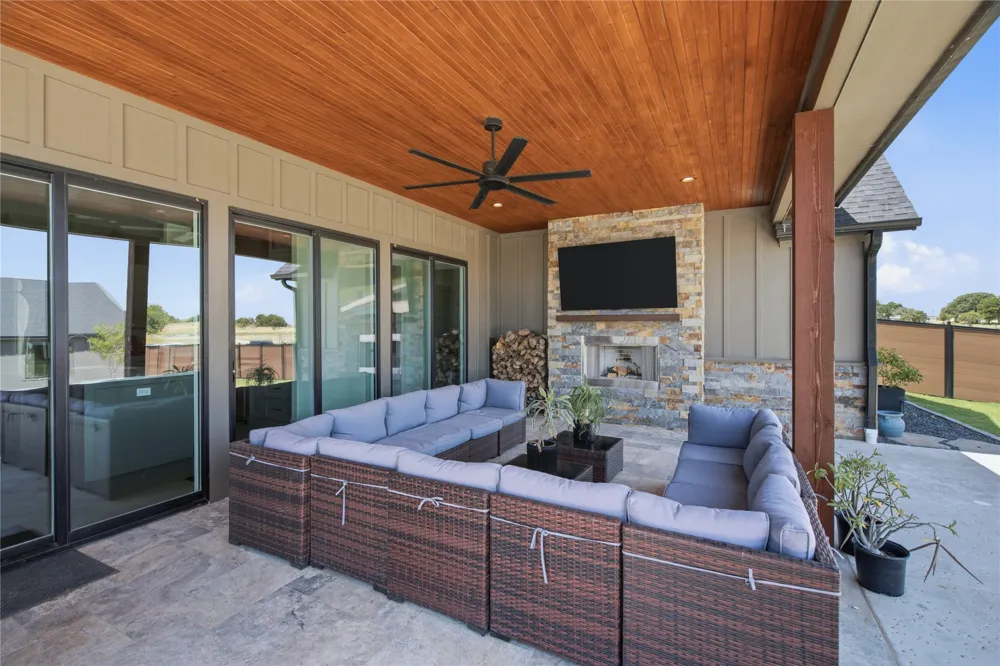 2223 Grass Roots Road Tolar, TX 76476