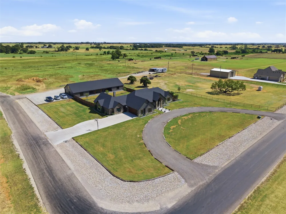 2223 Grass Roots Road Tolar, TX 76476