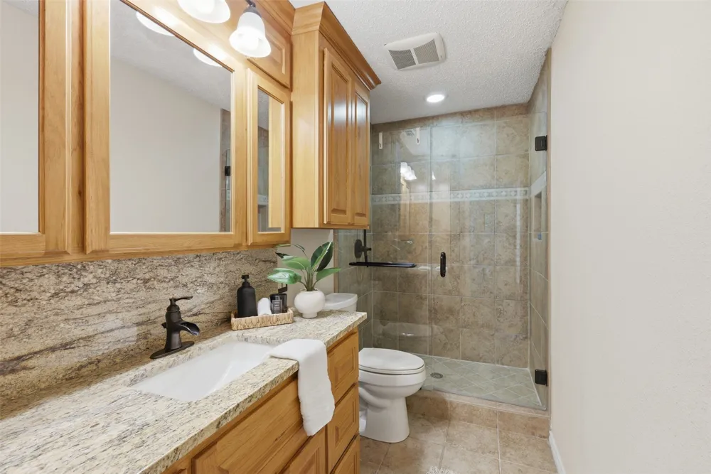 182 County Road 2938 Pittsburg, TX 75686