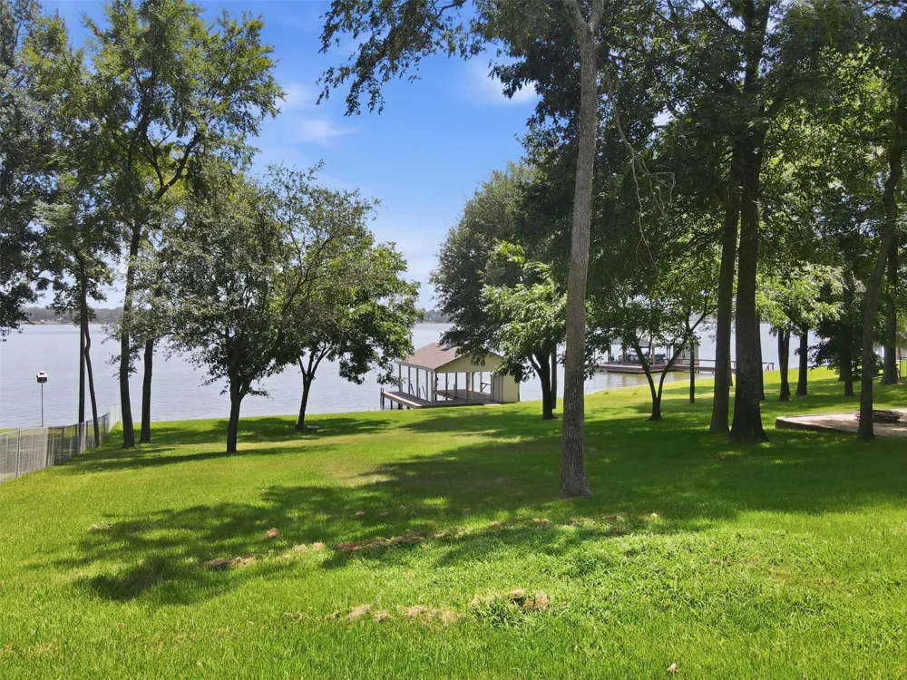182 County Road 2938 Pittsburg, TX 75686