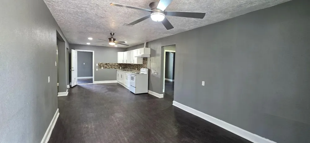 5701 County Road 288 #7 Angleton, TX 77515