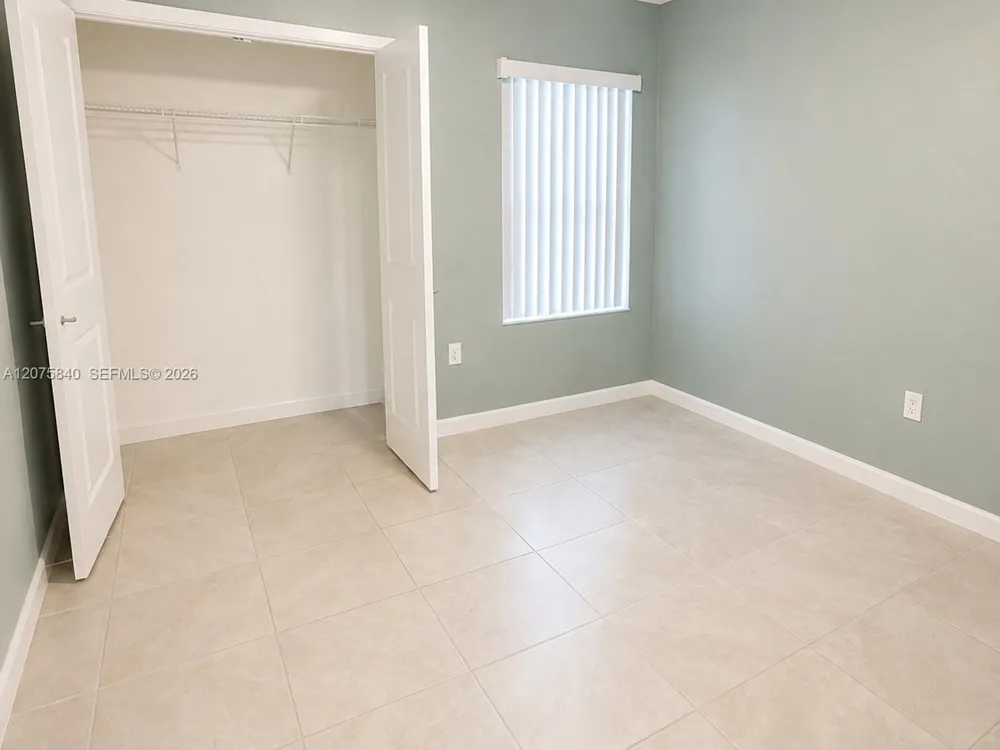 541 5 Th Ter Florida City, FL 33034
