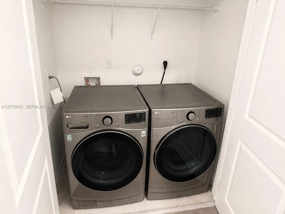 541 5 Th Ter Florida City, FL 33034