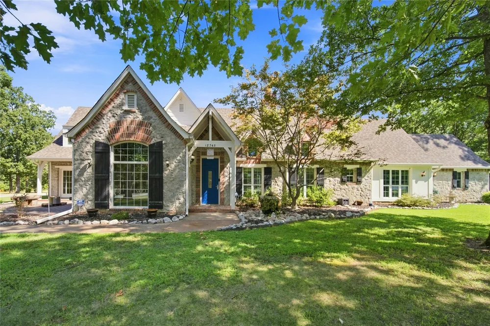 18745 Timberlake Drive Claremore, OK 74017