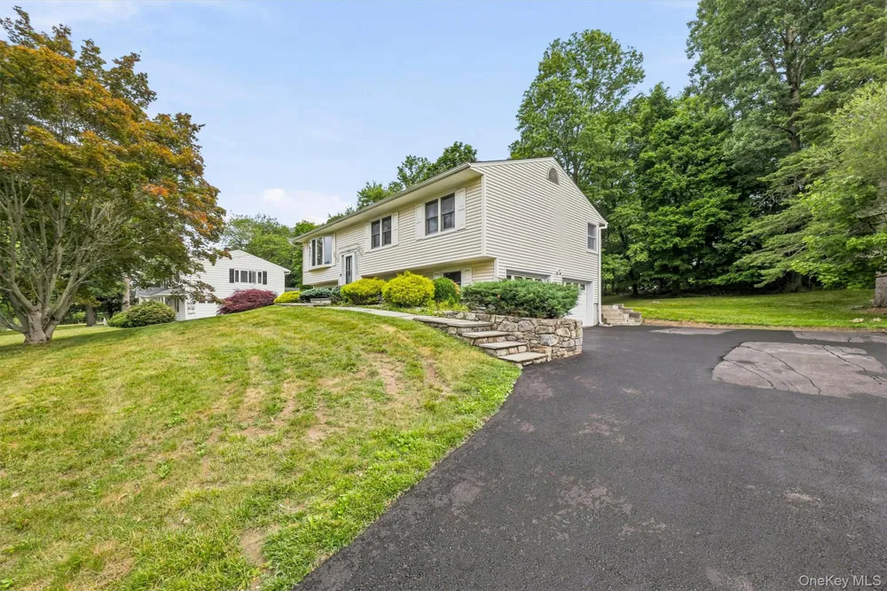 53 Everett Road Carmel, NY 10512