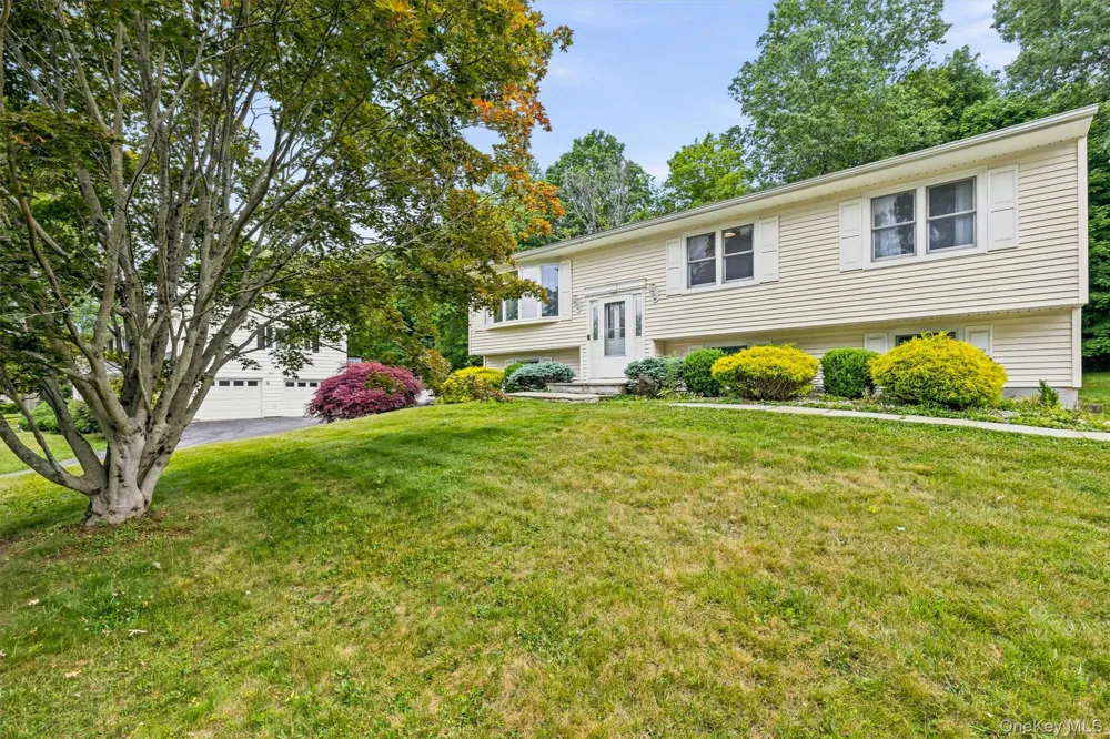 53 Everett Road Carmel, NY 10512