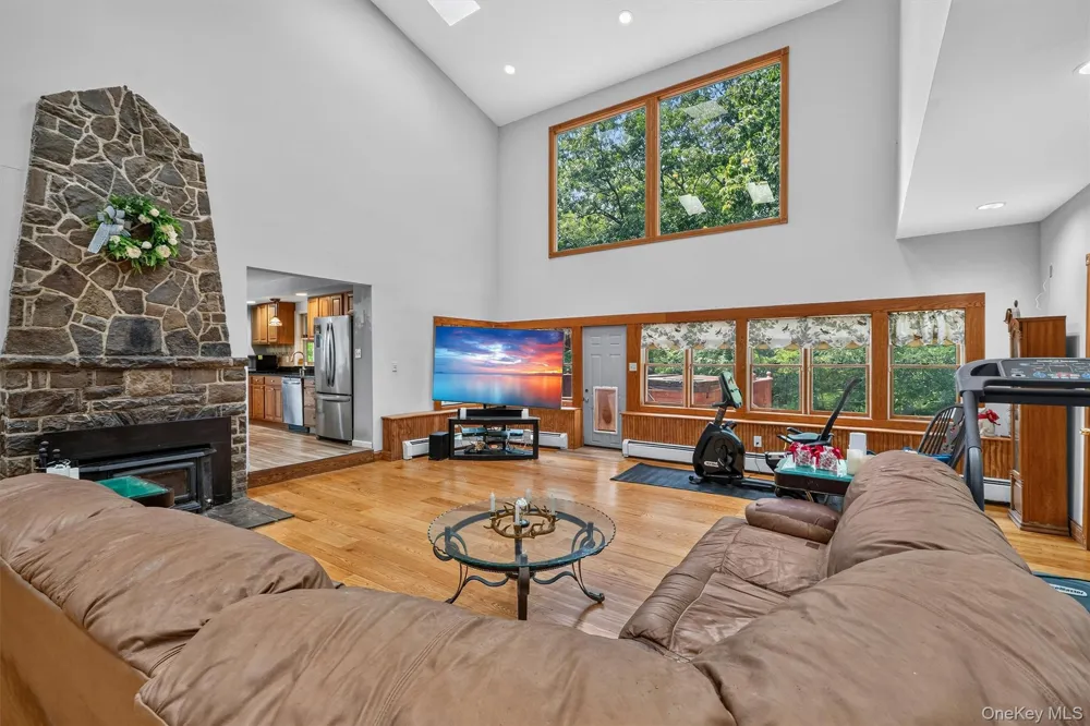 65 Oxford Springs Road Chester, NY 10918