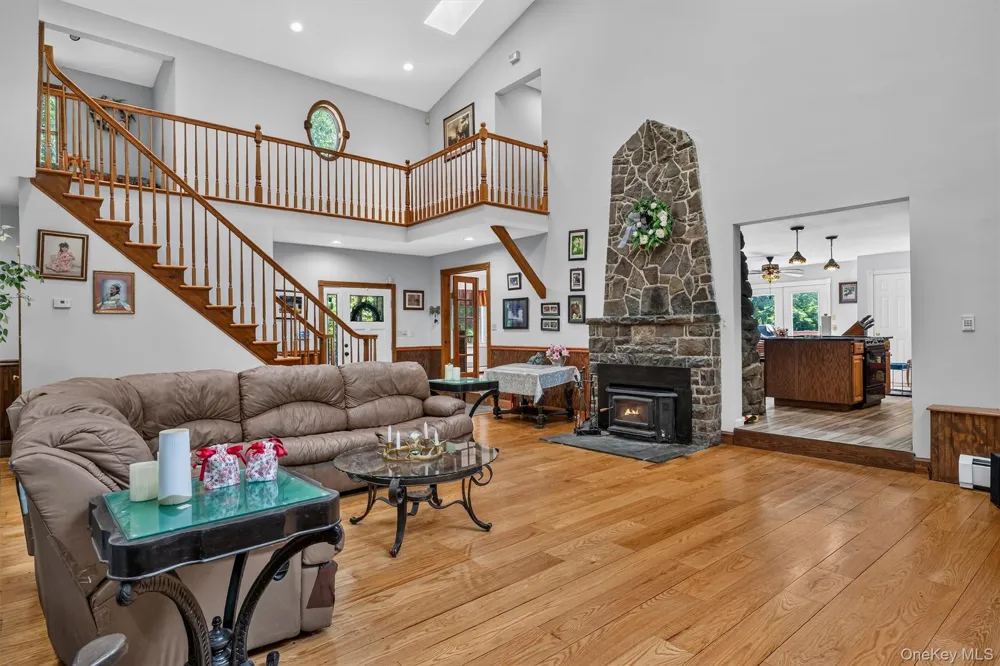 65 Oxford Springs Road Chester, NY 10918