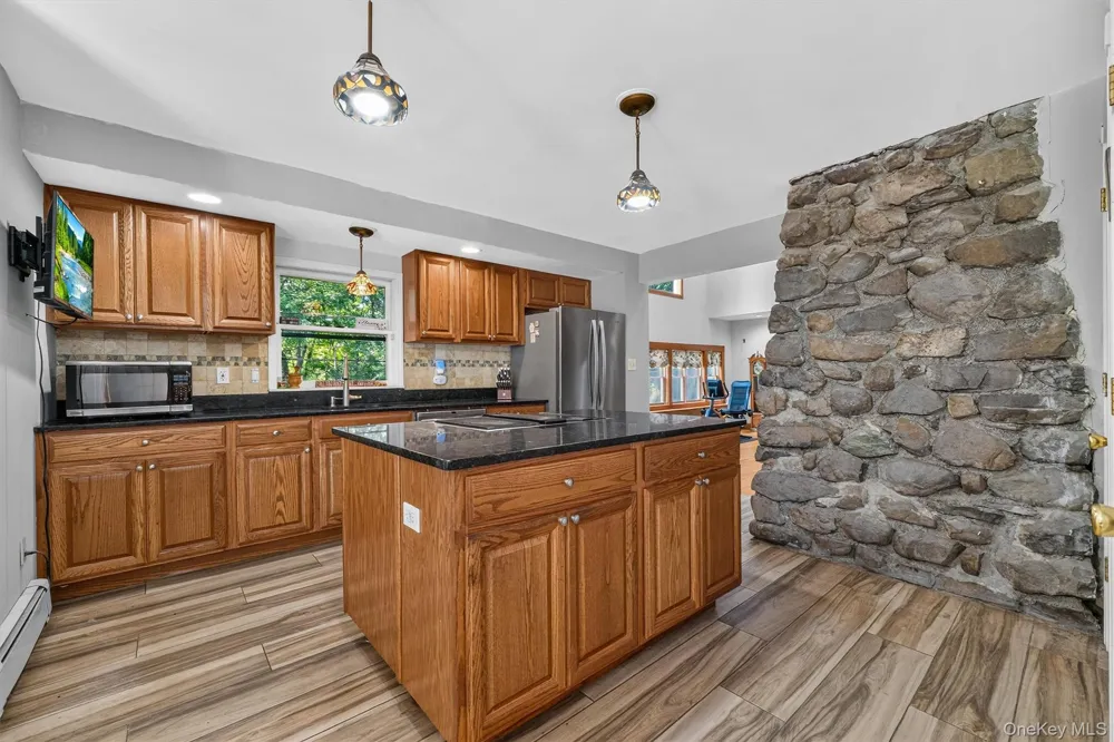 65 Oxford Springs Road Chester, NY 10918