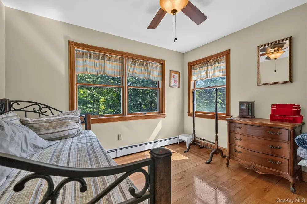 65 Oxford Springs Road Chester, NY 10918