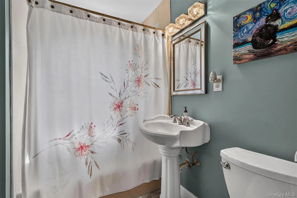 65 Oxford Springs Road Chester, NY 10918