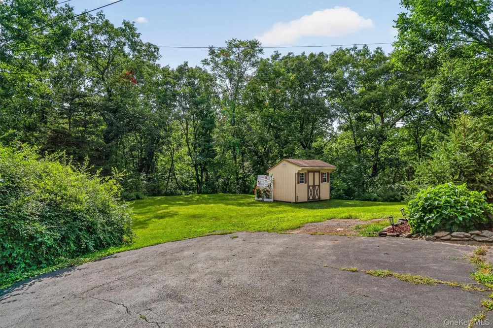 65 Oxford Springs Road Chester, NY 10918