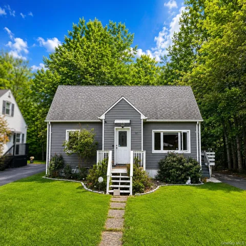 17 Greenview Avenue