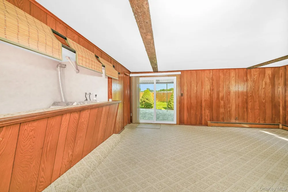 221 Roosevelt Avenue Massapequa Park, NY 11762