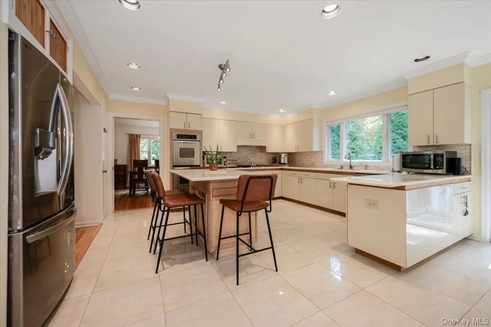 15 Tamarac Trail Harrison, NY 10528