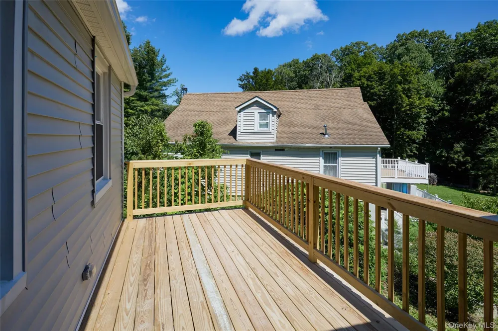 28 Brewster Drive Carmel, NY 10512