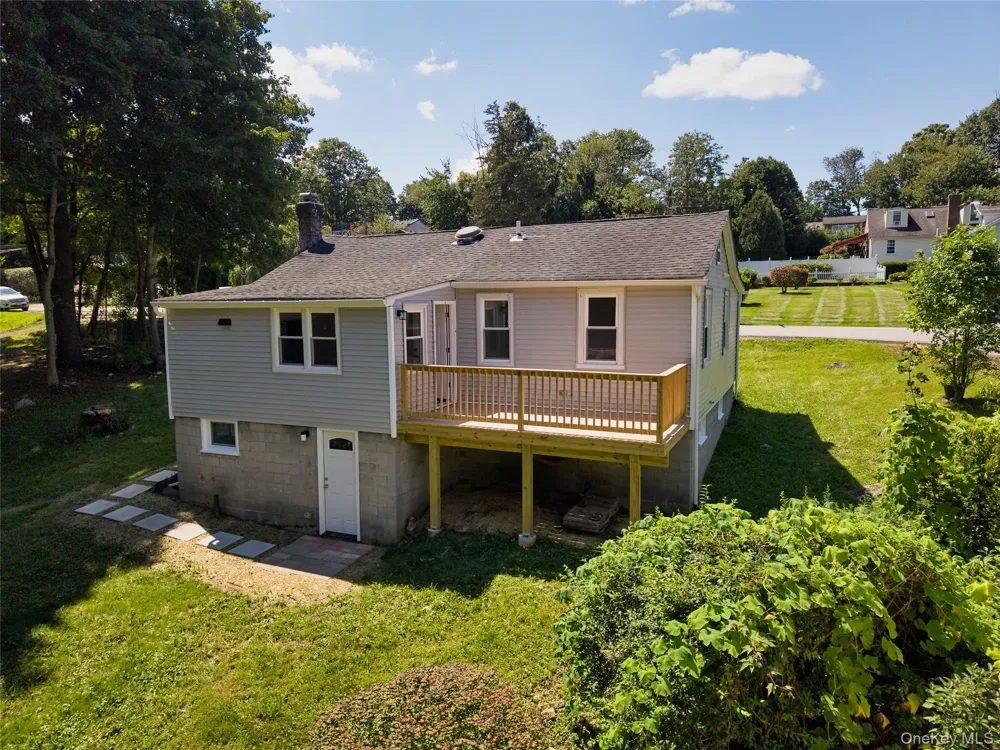 28 Brewster Drive Carmel, NY 10512