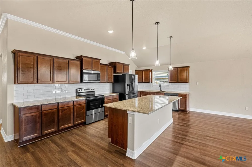 1706 Dryden Avenue Copperas Cove, TX 76522