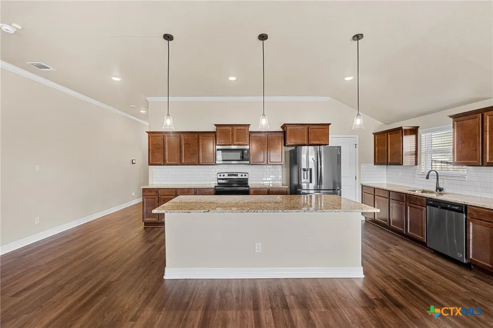 1706 Dryden Avenue Copperas Cove, TX 76522
