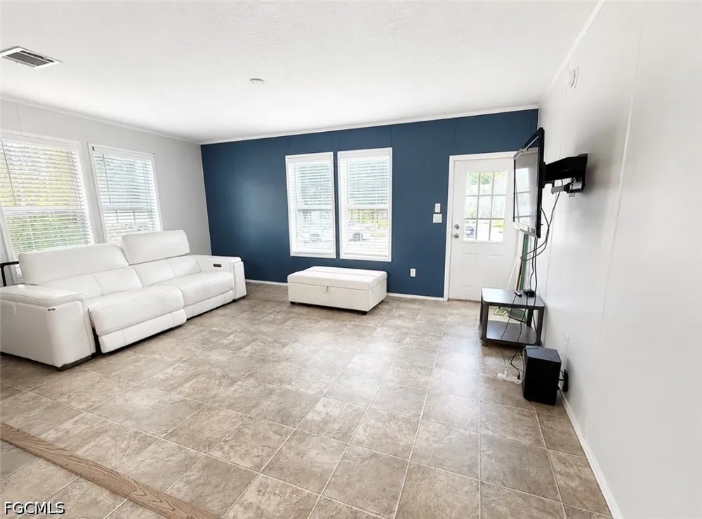Avenida Del Sur Clewiston, FL 33440