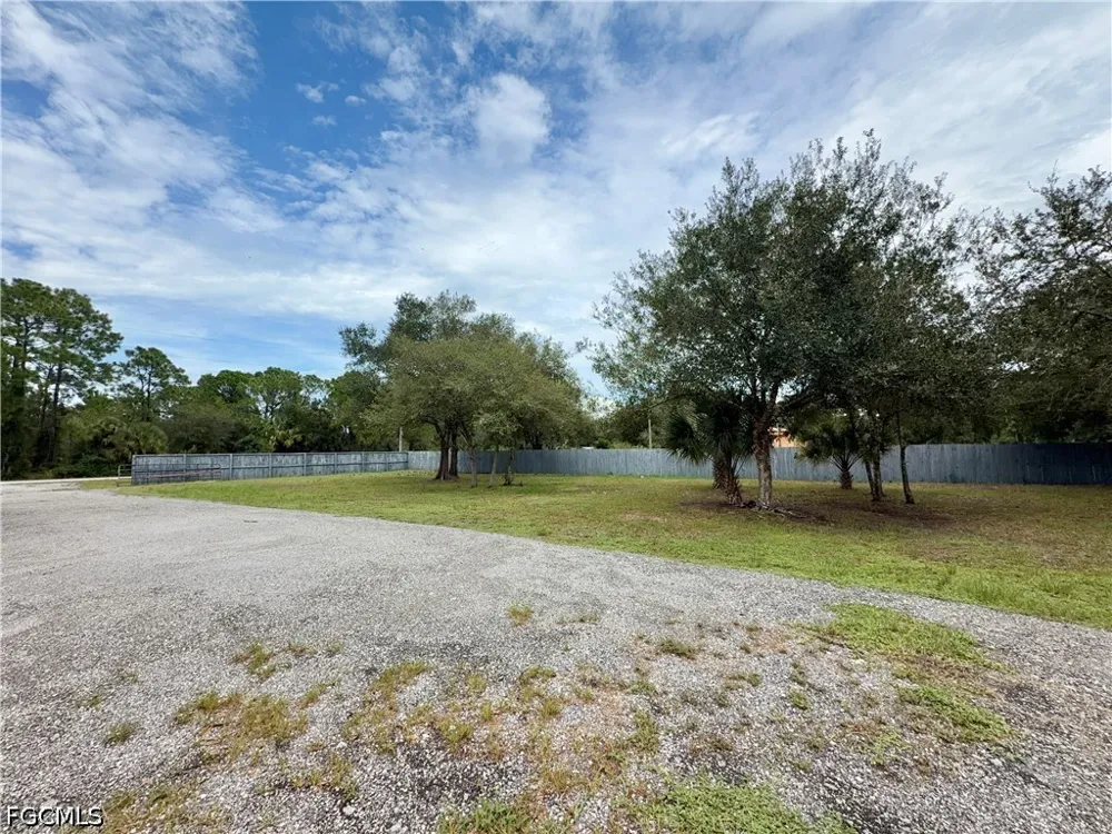 Avenida Del Sur Clewiston, FL 33440