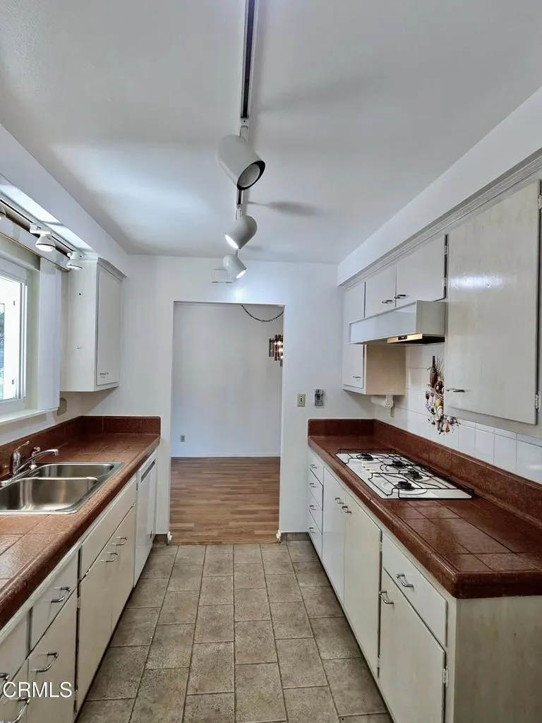 4678 Marwood Drive Los Angeles, CA 90065