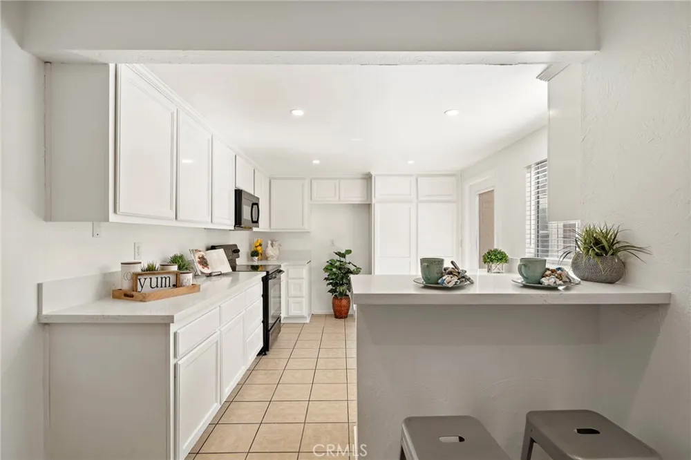 4902 Pearce Huntington Beach, CA 92649