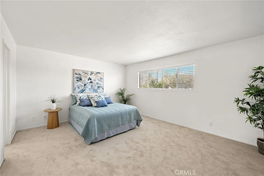 4902 Pearce Huntington Beach, CA 92649