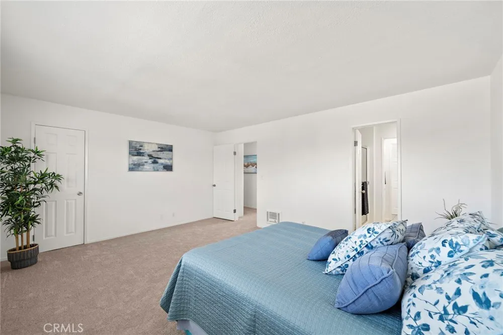 4902 Pearce Huntington Beach, CA 92649