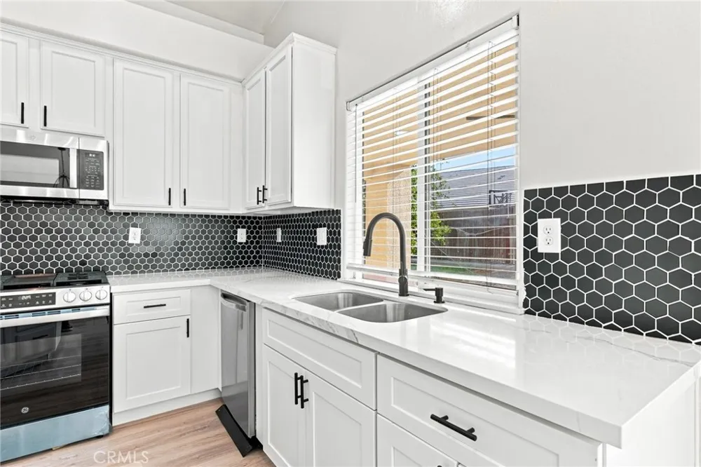 9610 Dusty Wheat Bakersfield, CA 93313