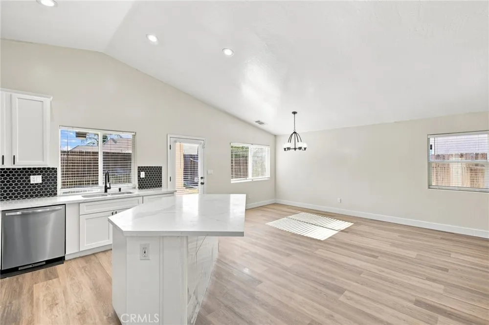 9610 Dusty Wheat Bakersfield, CA 93313
