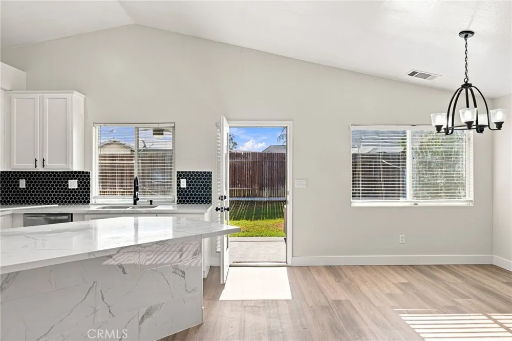 9610 Dusty Wheat Bakersfield, CA 93313