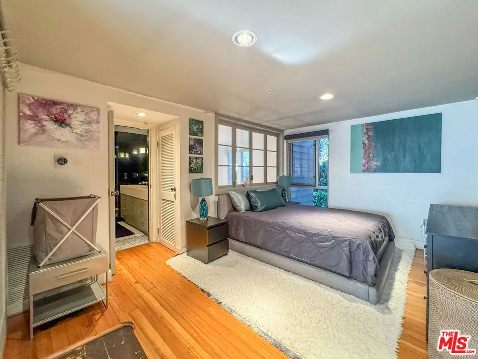 1037 Laurel Avenue #10 West Hollywood, CA 90046
