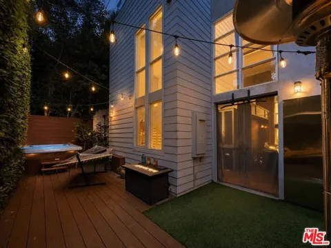 1037 Laurel Avenue #10