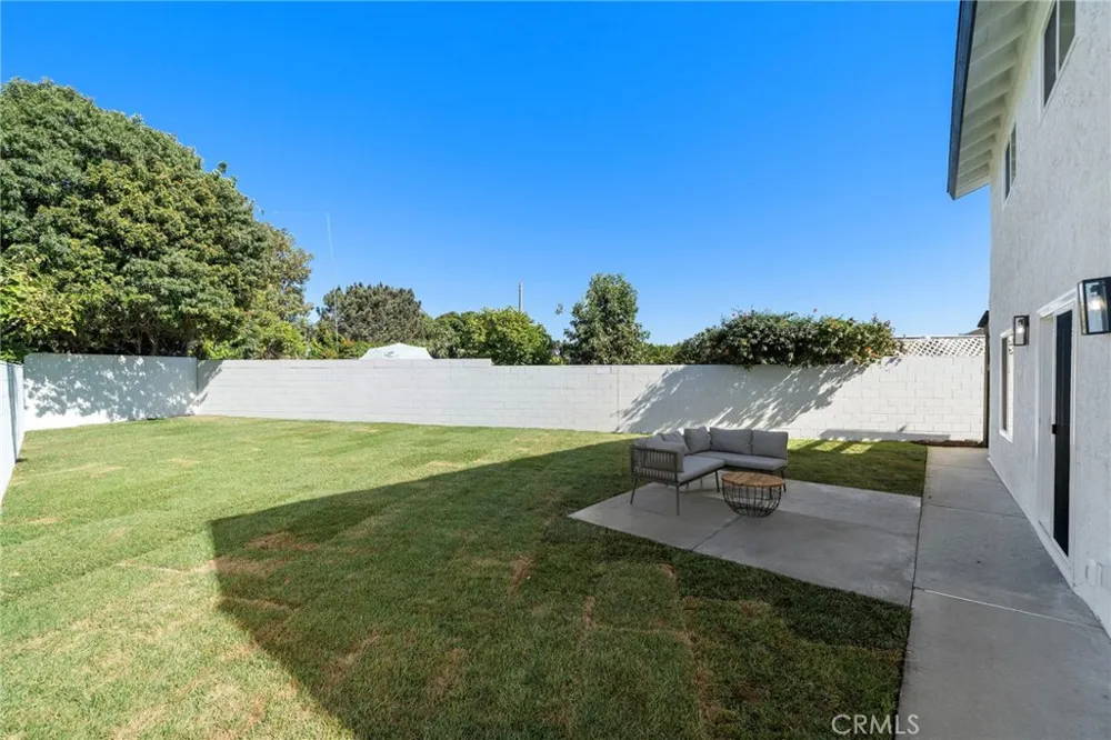 17248 Reimer Street Fountain Valley, CA 92708