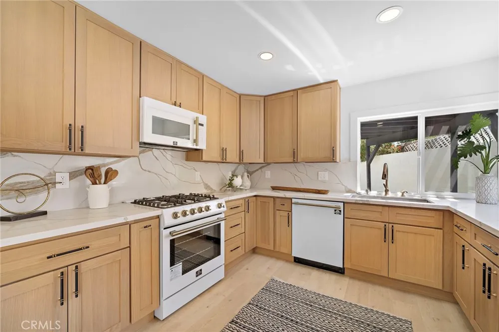 17248 Reimer Street Fountain Valley, CA 92708