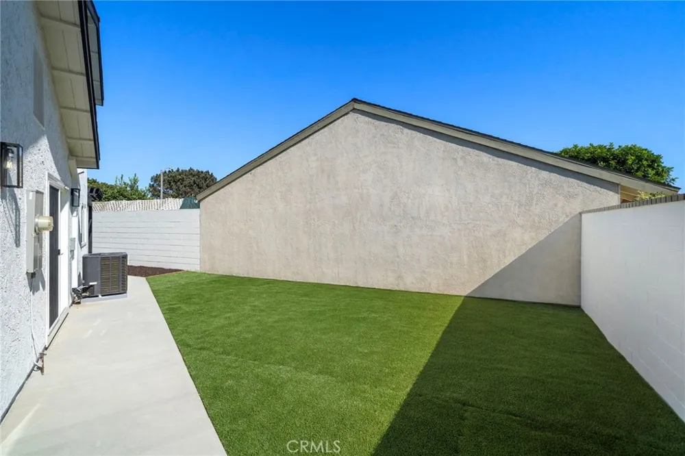 17248 Reimer Street Fountain Valley, CA 92708