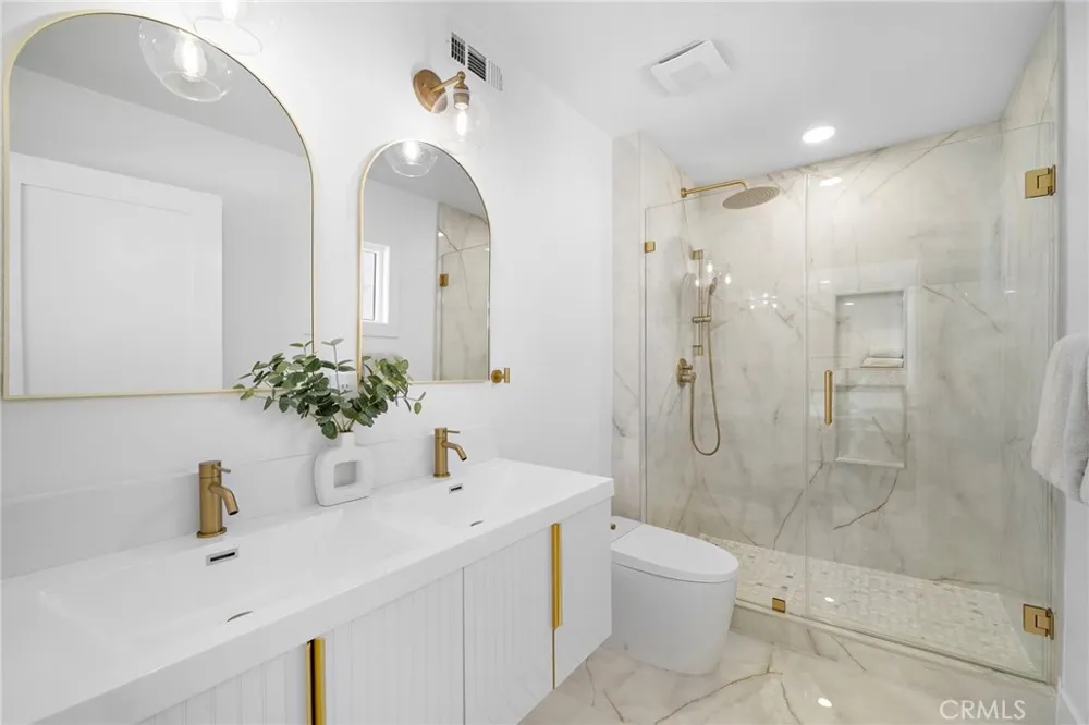 17248 Reimer Street Fountain Valley, CA 92708