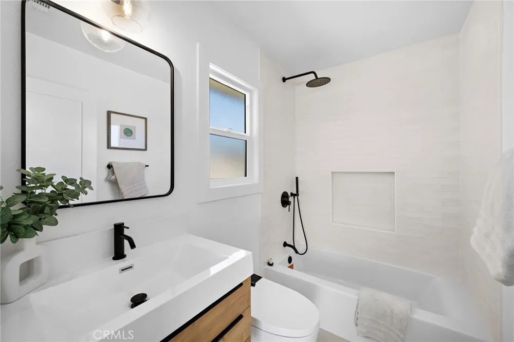 17248 Reimer Street Fountain Valley, CA 92708