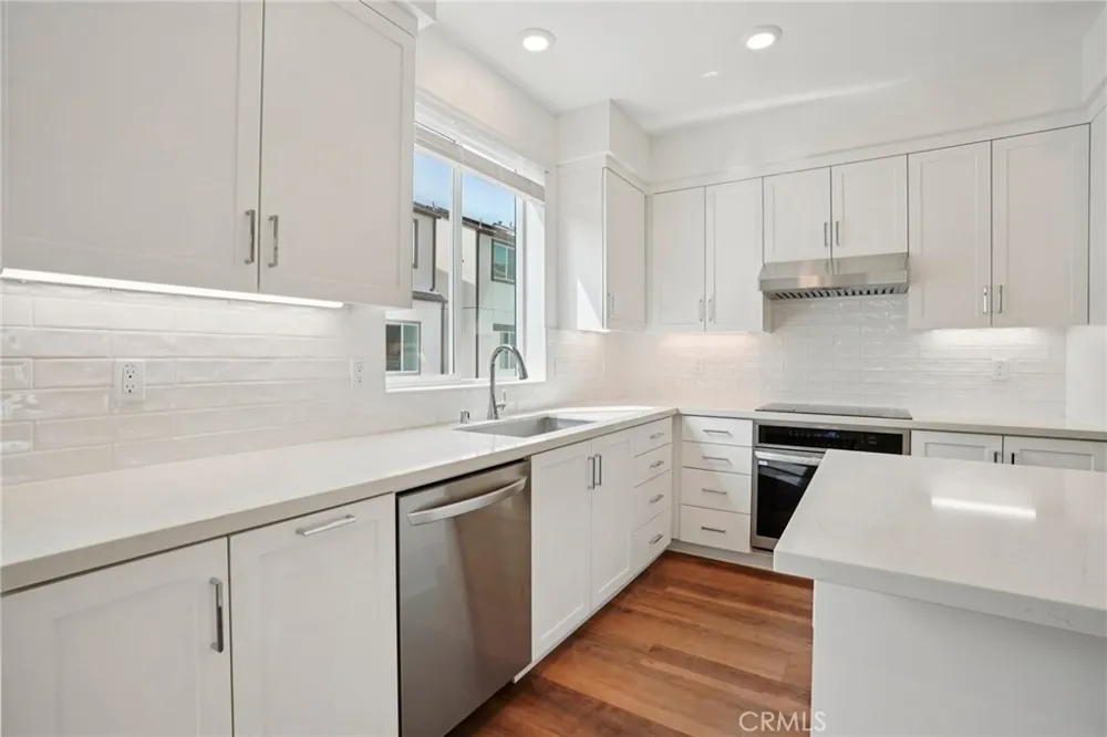 1675 Coral Sea Lane San Pedro, CA 90732