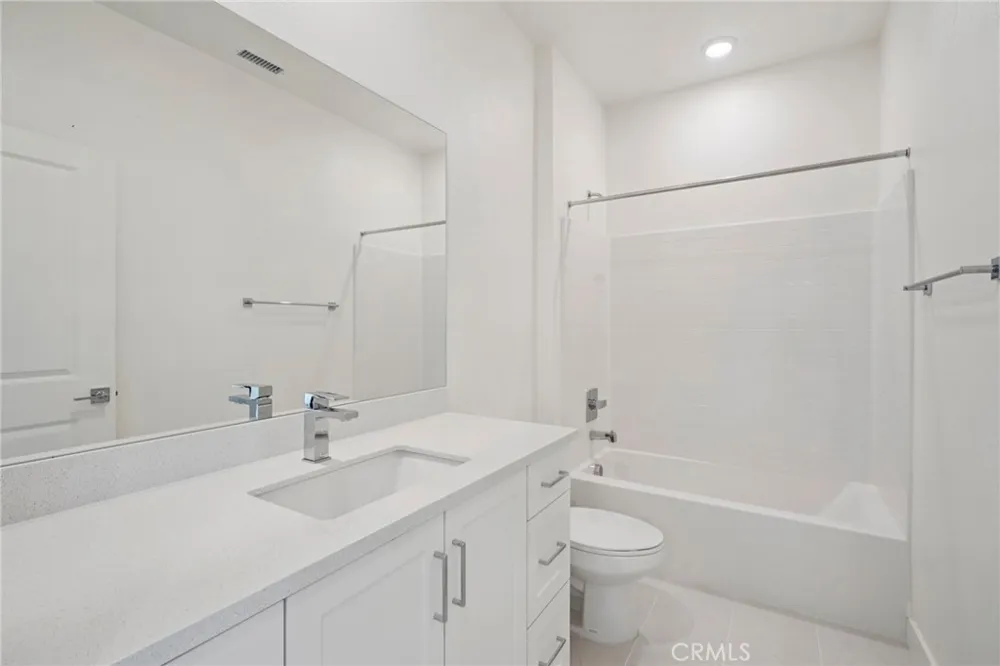 1675 Coral Sea Lane San Pedro, CA 90732