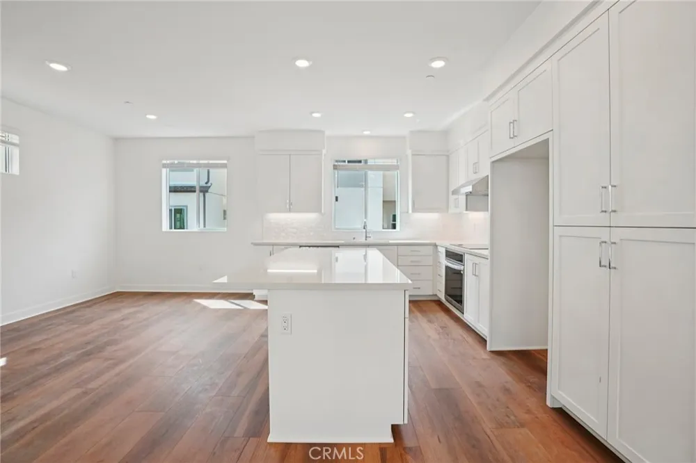1675 Coral Sea Lane San Pedro, CA 90732
